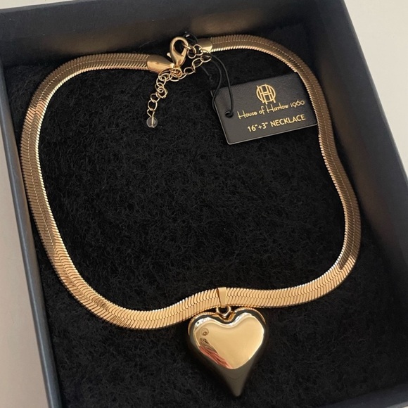 NWT ⚜️💛⚜️ House of Harlow 1960 golden tone heart pendant Necklace - Picture 5 of 14
